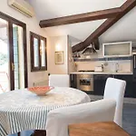 Apartmán Ca Moro - Elegant With Private Terrace