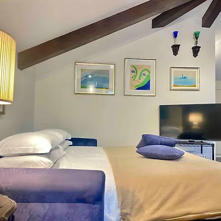 Ca Moro - Elegant With Private Terrace Daire *