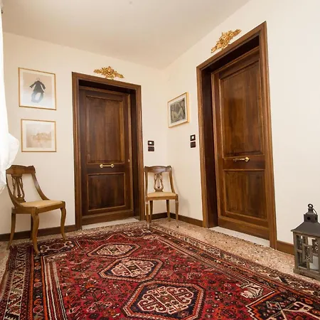 Ca Moro - Elegant With Private Terrace Apartman *